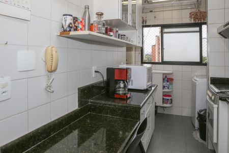 Apartamento à venda com 62m², 2 quartos e 1 vaga Apartamento à venda com 62m², 2 quartos e 1 vagaCozinha e Área de Serviço