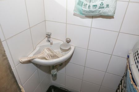 Apartamento à venda com 62m², 2 quartos e 1 vaga Apartamento à venda com 62m², 2 quartos e 1 vagaBanheiro de serviço