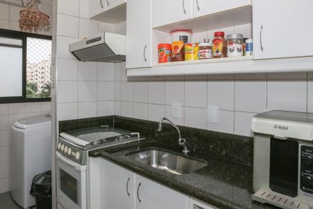 Apartamento à venda com 62m², 2 quartos e 1 vaga Apartamento à venda com 62m², 2 quartos e 1 vagaCozinha e Área de Serviço