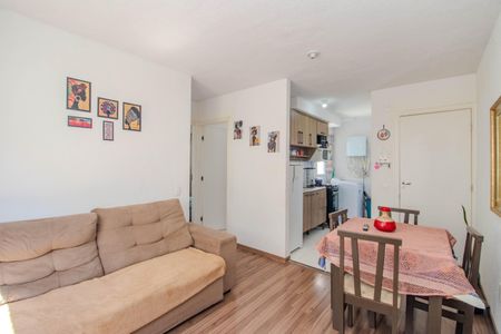 Sala de apartamento para alugar com 2 quartos, 42m² em Rubem Berta, Porto Alegre