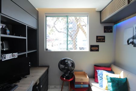 Apartamento à venda com 95m², 3 quartos e 2 vagasQuarto 2