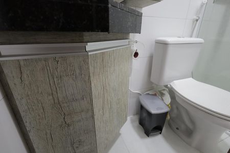 Apartamento à venda com 50m², 2 quartos e 1 vaga Apartamento à venda com 50m², 2 quartos e 1 vagaBanheiro da Suíte