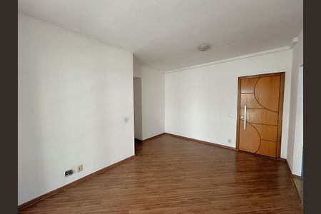 Apartamento para alugar com 60m², 2 quartos e 1 vagaSala