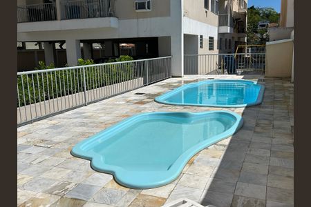 Apartamento para alugar com 60m², 2 quartos e 1 vagaÁrea comum - Piscina