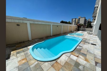 Apartamento para alugar com 60m², 2 quartos e 1 vagaÁrea comum - Piscina