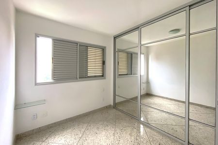 Apartamento à venda com 73m², 2 quartos e 2 vagas Apartamento à venda com 73m², 2 quartos e 2 vagasQuarto