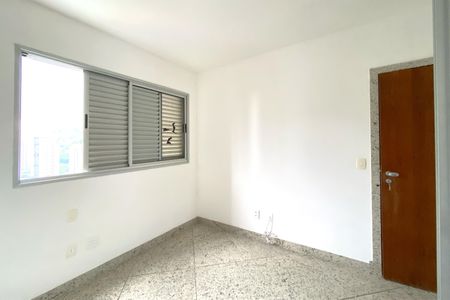 Apartamento à venda com 73m², 2 quartos e 2 vagas Apartamento à venda com 73m², 2 quartos e 2 vagasSuíte
