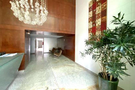 Apartamento à venda com 73m², 2 quartos e 2 vagas Apartamento à venda com 73m², 2 quartos e 2 vagasHall social