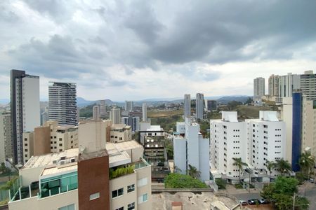 Vista da Sala de apartamento à venda com 2 quartos, 73m² em Vale do Sereno, Nova Lima