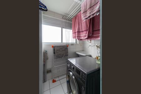 Apartamento à venda com 93m², 3 quartos e 2 vagas Apartamento à venda com 93m², 3 quartos e 2 vagasÁrea de Serviço