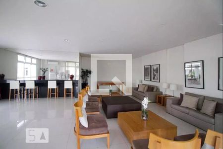 Apartamento à venda com 93m², 3 quartos e 2 vagas Apartamento à venda com 93m², 3 quartos e 2 vagasÁrea comum - Salão de festas