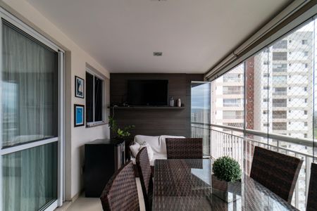 Apartamento à venda com 93m², 3 quartos e 2 vagas Apartamento à venda com 93m², 3 quartos e 2 vagasVaranda da Sala