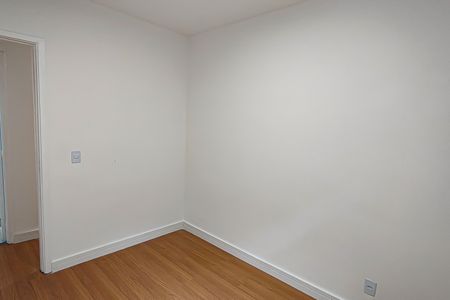 Quarto 1 de apartamento para alugar com 2 quartos, 55m² em Freguesia (Jacarepaguá), Rio de Janeiro