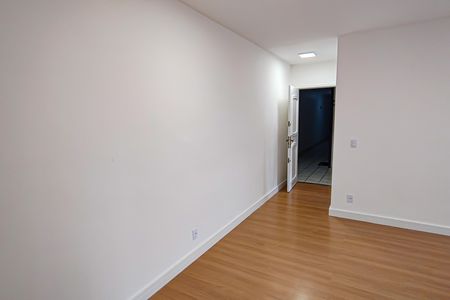 Sala de apartamento para alugar com 2 quartos, 55m² em Freguesia (Jacarepaguá), Rio de Janeiro