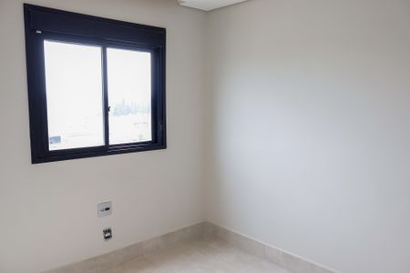 Quarto 1 de apartamento para alugar com 2 quartos, 55m² em São Pedro, Osasco