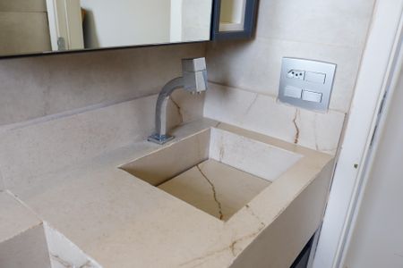 Apartamento à venda com 55m², 2 quartos e 1 vagaBanheiro da Suíte 2