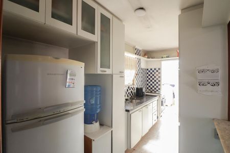 Apartamento à venda com 62m², 3 quartos e 1 vaga Apartamento à venda com 62m², 3 quartos e 1 vagaCozinha e Área de Serviço