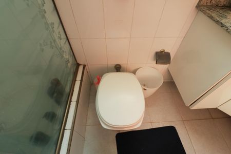 Apartamento à venda com 62m², 3 quartos e 1 vaga Apartamento à venda com 62m², 3 quartos e 1 vagaBanheiro