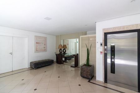 Apartamento à venda com 121m², 3 quartos e 2 vagasHall de entrada