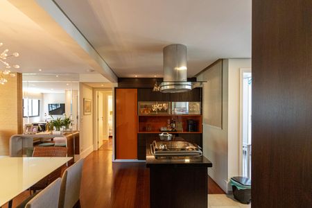 Apartamento à venda com 121m², 3 quartos e 2 vagasSala