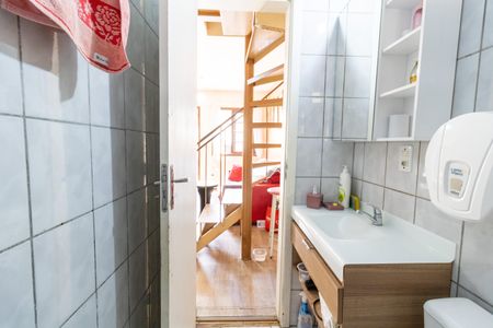 Casa de condomínio à venda com 70m², 2 quartos e 1 vaga Casa de condomínio à venda com 70m², 2 quartos e 1 vagaBanheiro Social