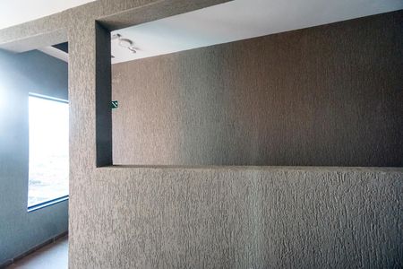 Vista da sala de apartamento para alugar com 2 quartos, 43m² em Vila Santa Isabel, São Paulo
