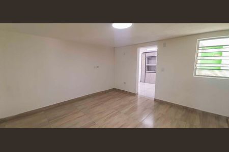 Sala de casa para alugar com 1 quarto, 80m² em Vila Yolanda, Osasco