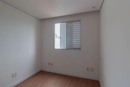Apartamento à venda com 54m², 2 quartos e 1 vagaQuarto 2