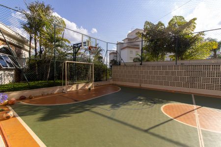 Apartamento à venda com 134m², 4 quartos e 3 vagas Apartamento à venda com 134m², 4 quartos e 3 vagasÁrea comum - Quadra Esportiva