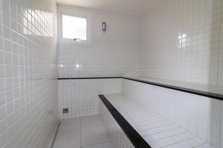 Apartamento à venda com 134m², 4 quartos e 3 vagas Apartamento à venda com 134m², 4 quartos e 3 vagasÁrea comum - Sauna