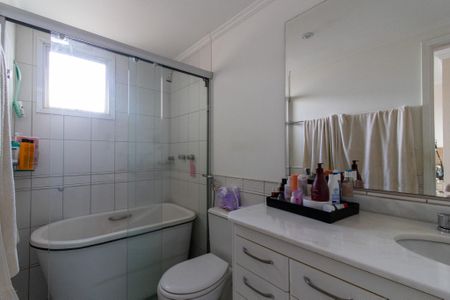 Apartamento à venda com 134m², 4 quartos e 3 vagas Apartamento à venda com 134m², 4 quartos e 3 vagasBanheiro da Suíte