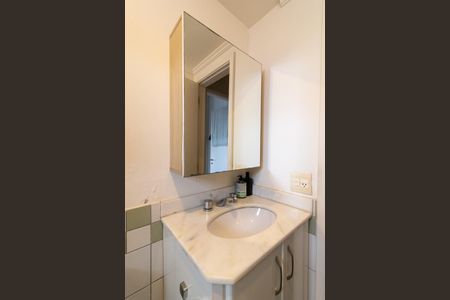 Apartamento à venda com 134m², 4 quartos e 3 vagas Apartamento à venda com 134m², 4 quartos e 3 vagasBanheiro 1