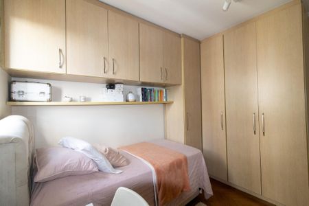 Apartamento à venda com 134m², 4 quartos e 3 vagas Apartamento à venda com 134m², 4 quartos e 3 vagasQuarto 2