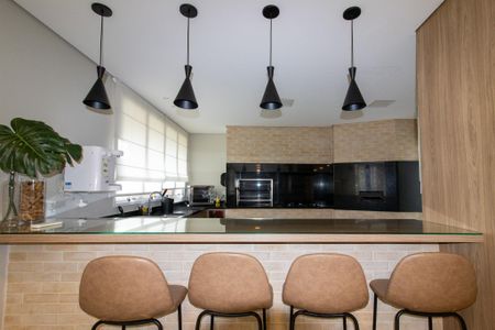 Apartamento à venda com 134m², 4 quartos e 3 vagas Apartamento à venda com 134m², 4 quartos e 3 vagasÁrea comum - Salão de festas