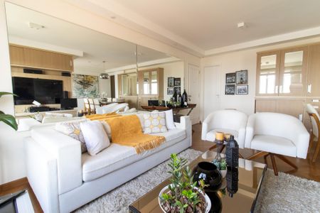 Apartamento à venda com 134m², 4 quartos e 3 vagas Apartamento à venda com 134m², 4 quartos e 3 vagasSala