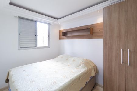 Quarto 1 de apartamento à venda com 2 quartos, 54m² em Jardim Roberto, Osasco