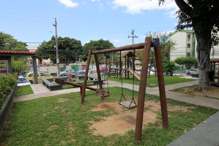 Apartamento à venda com 42m², 2 quartos e sem vagaÁrea comum - Playground