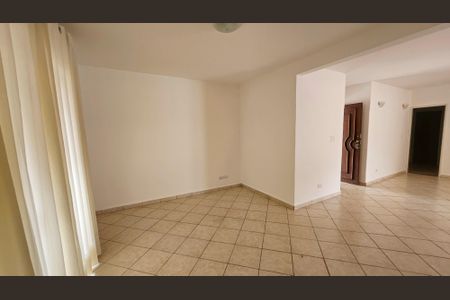 Casa de condomínio para alugar com 450m², 4 quartos e 4 vagasSala 2