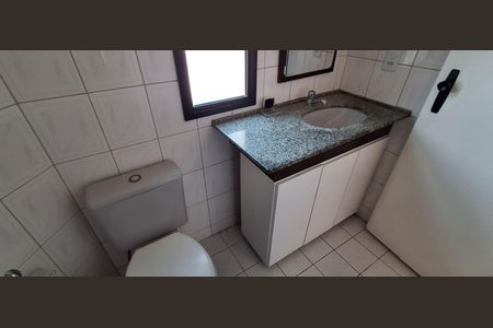 Apartamento à venda com 70m², 2 quartos e 2 vagasBanheiro da Suíte