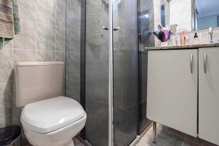 Apartamento à venda com 122m², 3 quartos e 2 vagas Apartamento à venda com 122m², 3 quartos e 2 vagasBanheiro da suíte