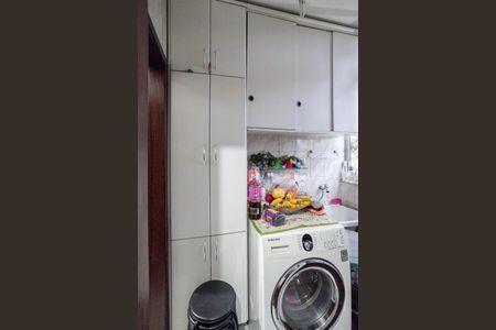 Apartamento à venda com 122m², 3 quartos e 2 vagas Apartamento à venda com 122m², 3 quartos e 2 vagasÁrea de serviço