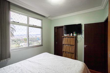 Apartamento à venda com 122m², 3 quartos e 2 vagas Apartamento à venda com 122m², 3 quartos e 2 vagasSuíte