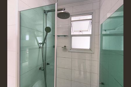 Apartamento à venda com 81m², 3 quartos e 2 vagas Apartamento à venda com 81m², 3 quartos e 2 vagasBanheiro da Suíte