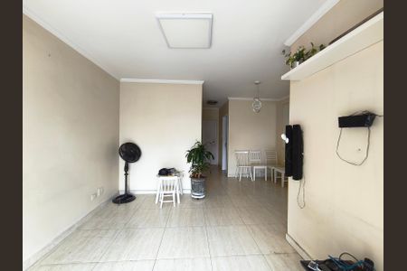 Apartamento à venda com 81m², 3 quartos e 2 vagas Apartamento à venda com 81m², 3 quartos e 2 vagasSala