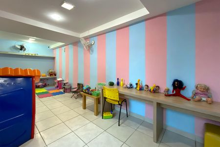 Apartamento à venda com 69m², 3 quartos e 2 vagas Apartamento à venda com 69m², 3 quartos e 2 vagasÁrea comum - Brinquedoteca