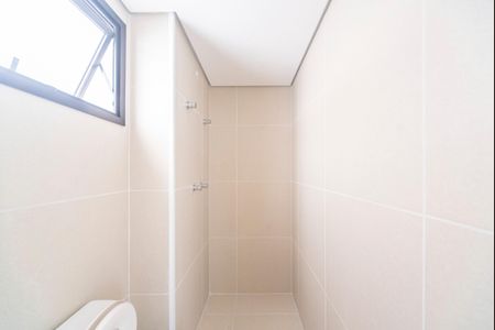 Apartamento à venda com 92m², 2 quartos e 2 vagas Apartamento à venda com 92m², 2 quartos e 2 vagasBanheiro do Quarto 2