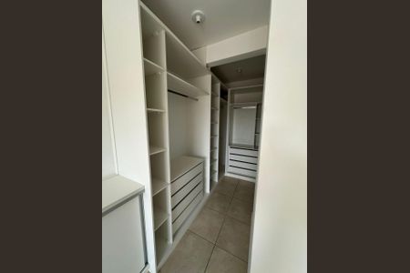 Corredor de apartamento para alugar com 3 quartos, 120m² em Residencial Bosque dos Ipes, São José dos Campos