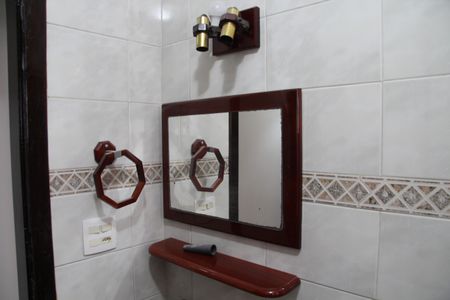 Casa à venda com 220m², 3 quartos e 2 vagasBanheiro Social