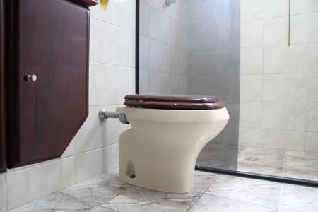 Casa à venda com 220m², 3 quartos e 2 vagasBanheiro Social