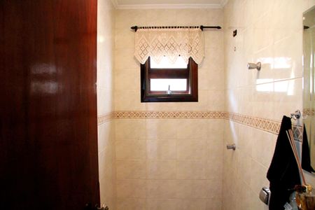 Casa à venda com 220m², 3 quartos e 2 vagasBanheiro Social